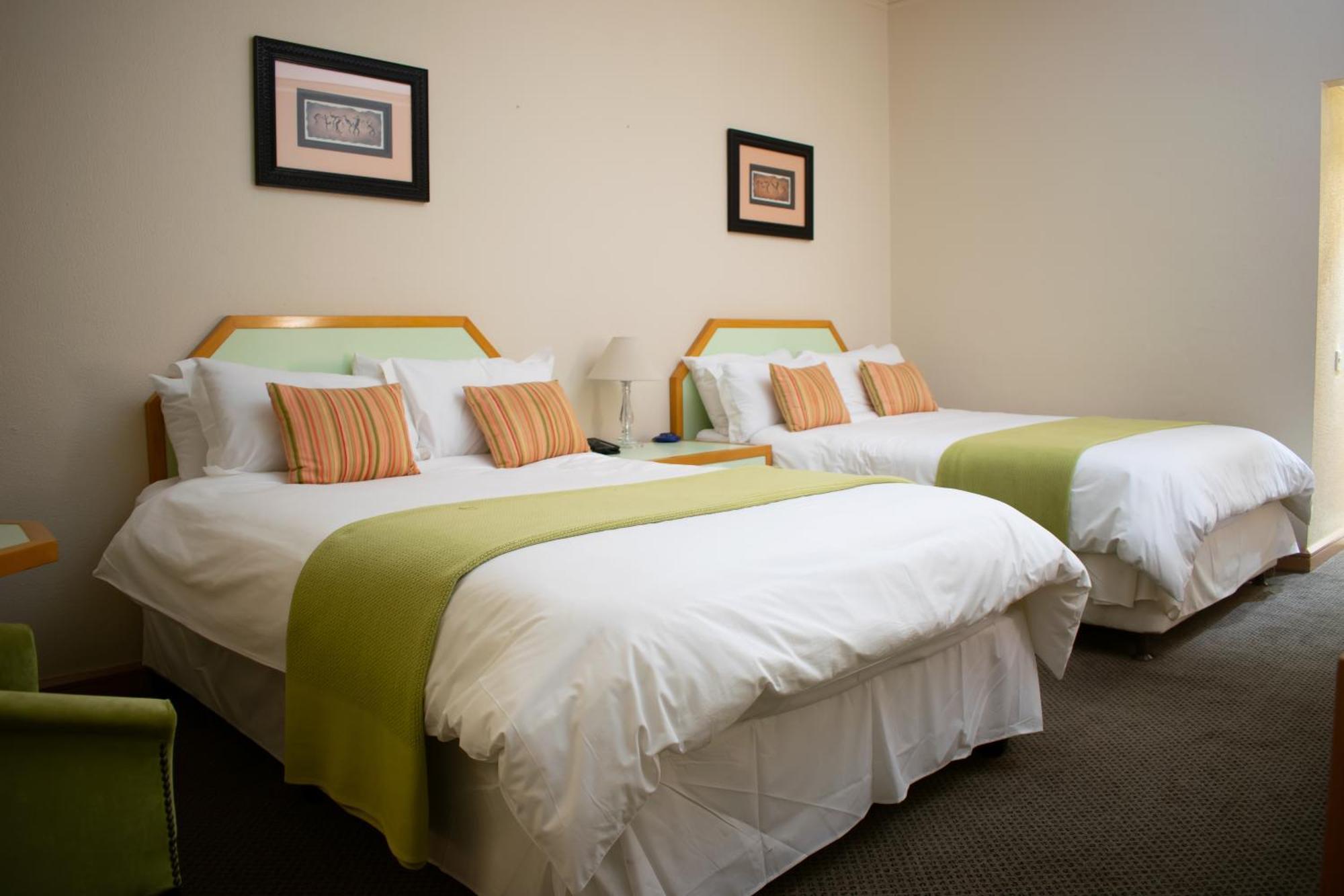Piggs Peak Hotel Екстериор снимка